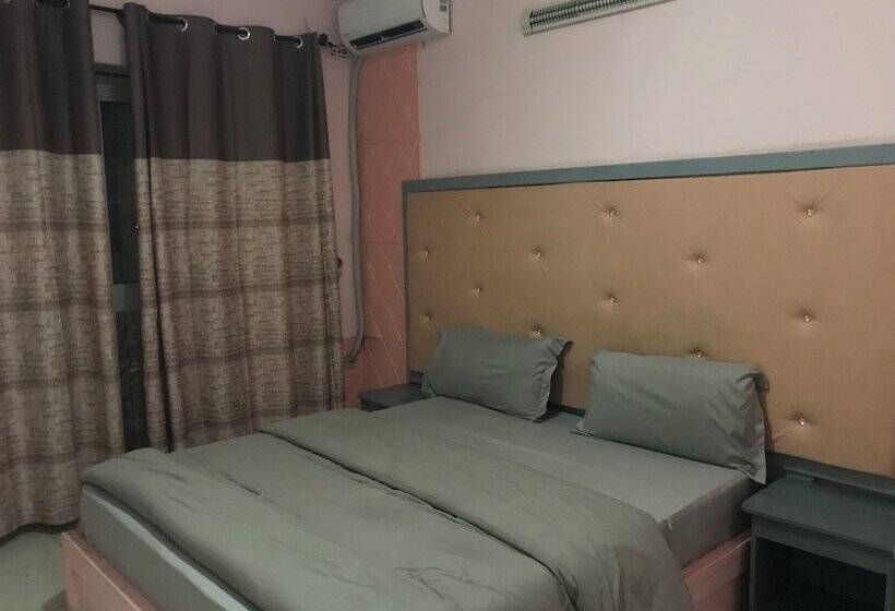 Otel International Summit Palace