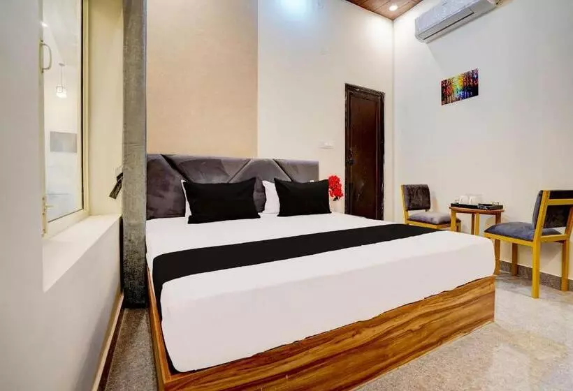 ホテル Oyo Sugara Homestay
