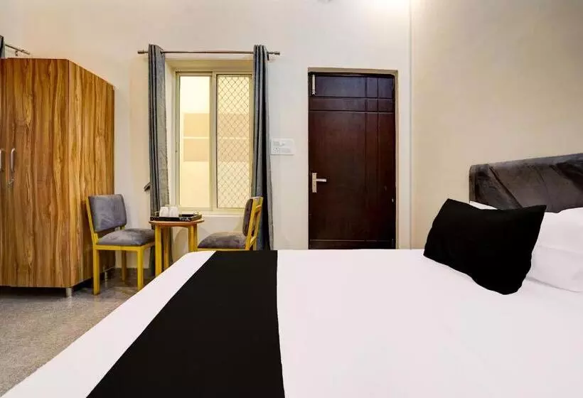 ホテル Oyo Sugara Homestay