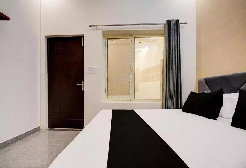 ホテル Oyo Sugara Homestay