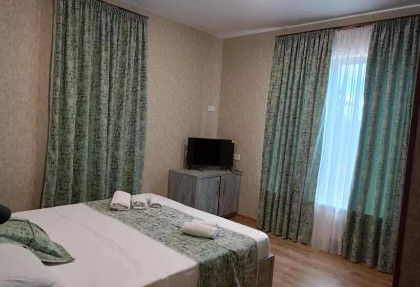 هتل Panorama Rabati