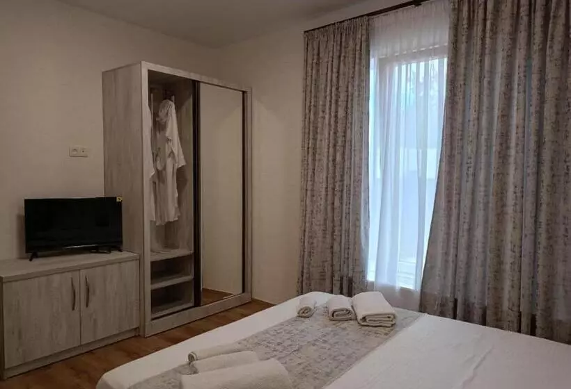 هتل Panorama Rabati