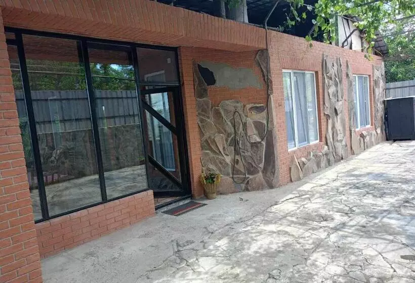 هتل Panorama Rabati