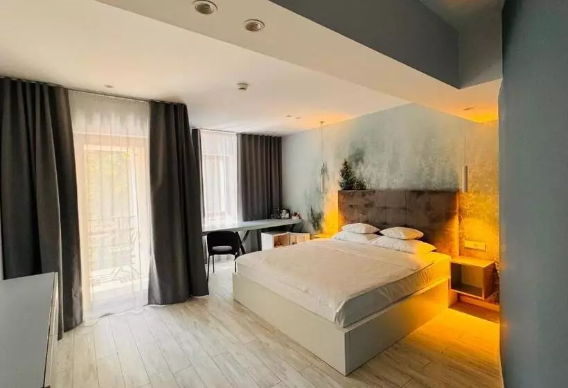 ホテル Pensiunea Waldor