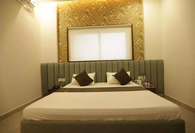 Kesharwani Hotels