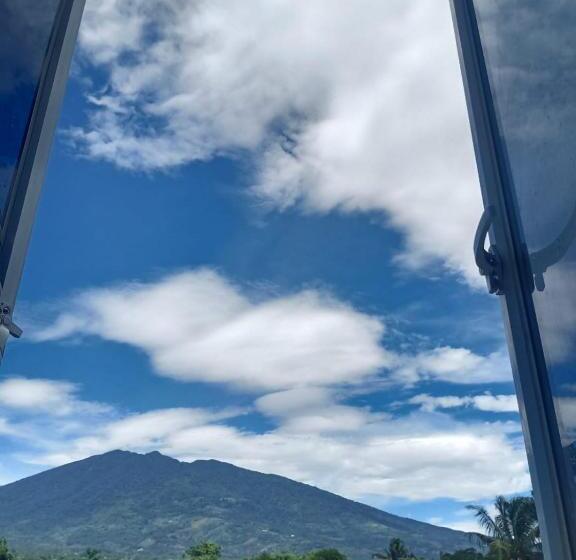 Panzió Almic Guesthouse Bogor