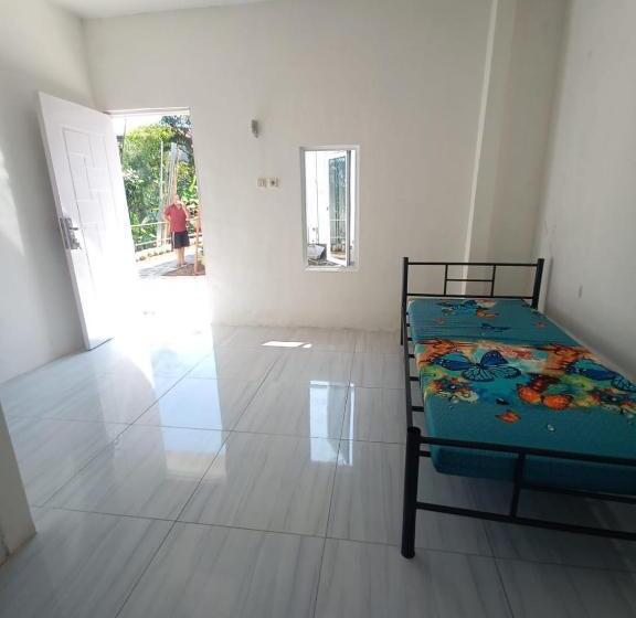 Panzió Almic Guesthouse Bogor