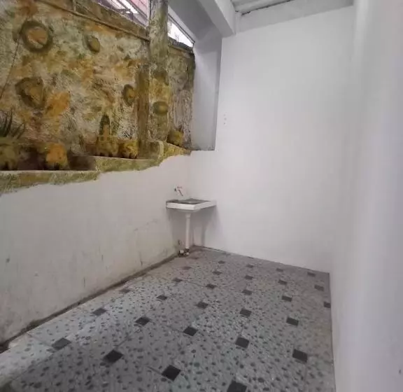 Majatalo Almic Guesthouse Bogor