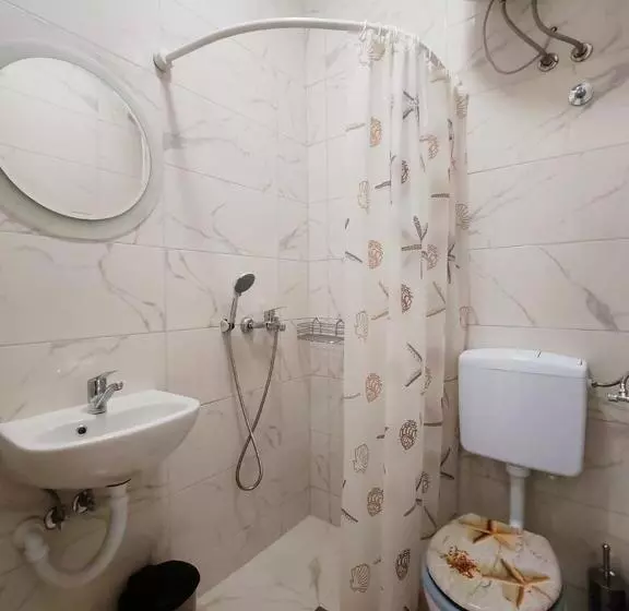 پانسیون Apartments Lucerna