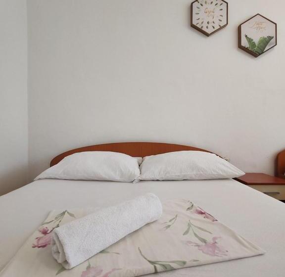 پانسیون Apartments Lucerna