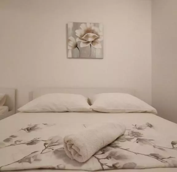 پانسیون Apartments Lucerna