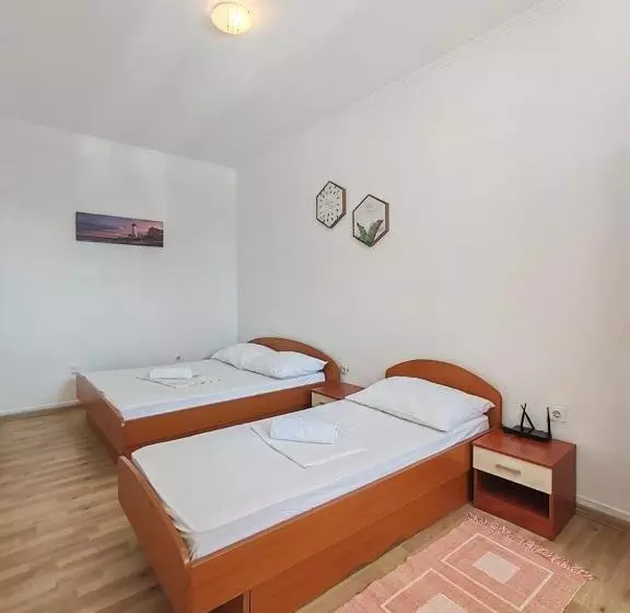 پانسیون Apartments Lucerna