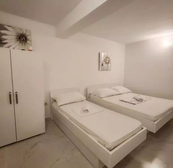 پانسیون Apartments Lucerna