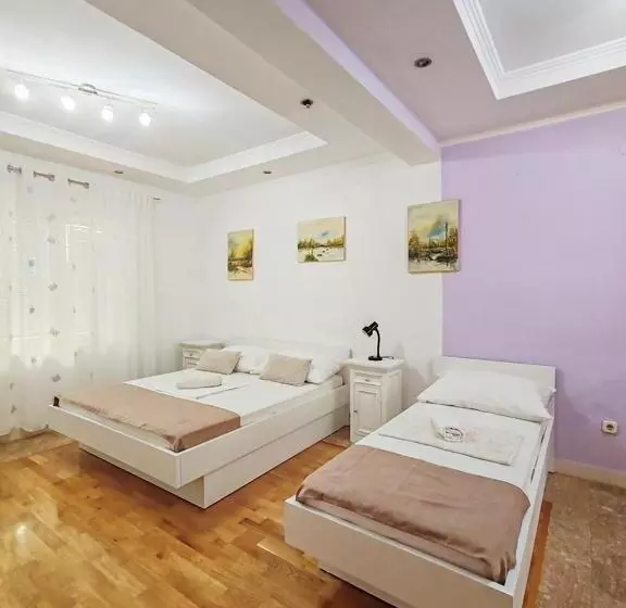 پانسیون Apartments Lucerna