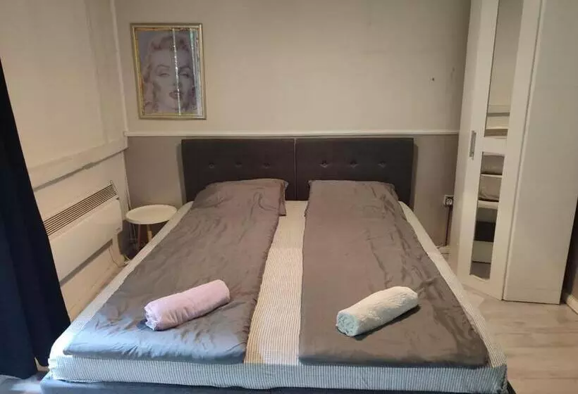 پانسیون Bed&bath Dreams