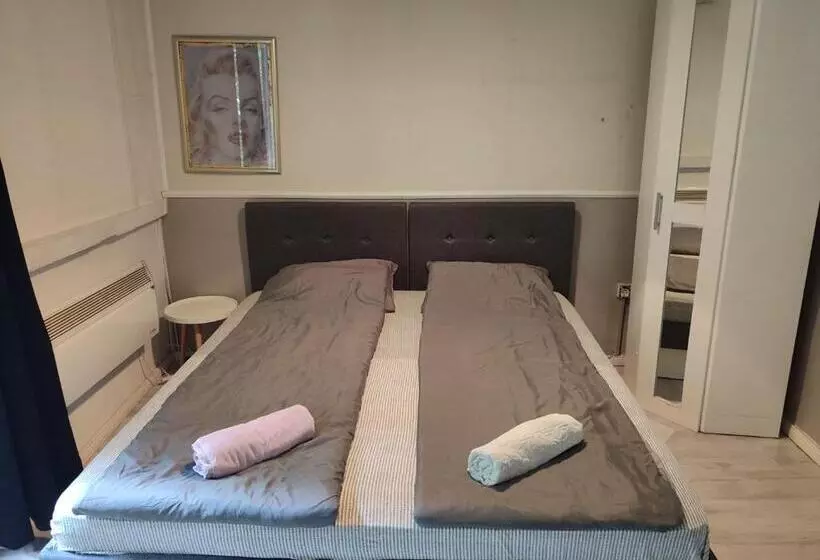 پانسیون Bed&bath Dreams
