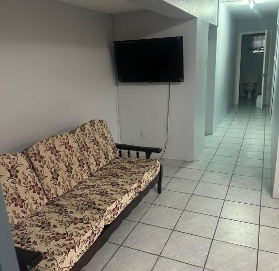 پانسیون Francine Appartement