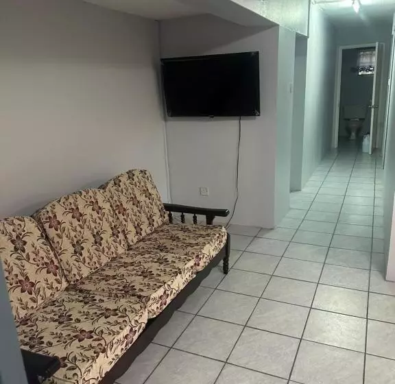 پانسیون Francine Appartement