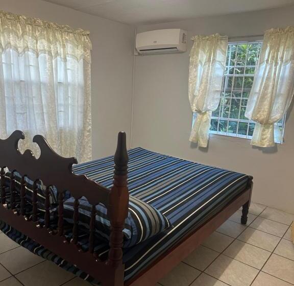 پانسیون Francine Appartement