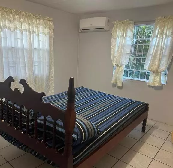 پانسیون Francine Appartement