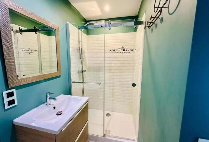 پانسیون Villa Carpe Diem