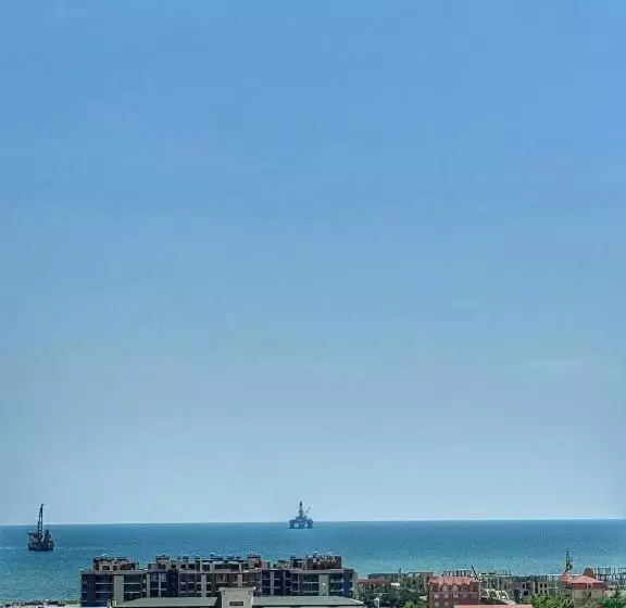 Premium Sea View Hotel & Hostel