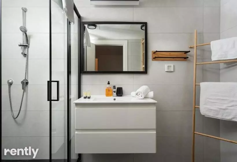 Sea Side Aster Apartment   By Rently