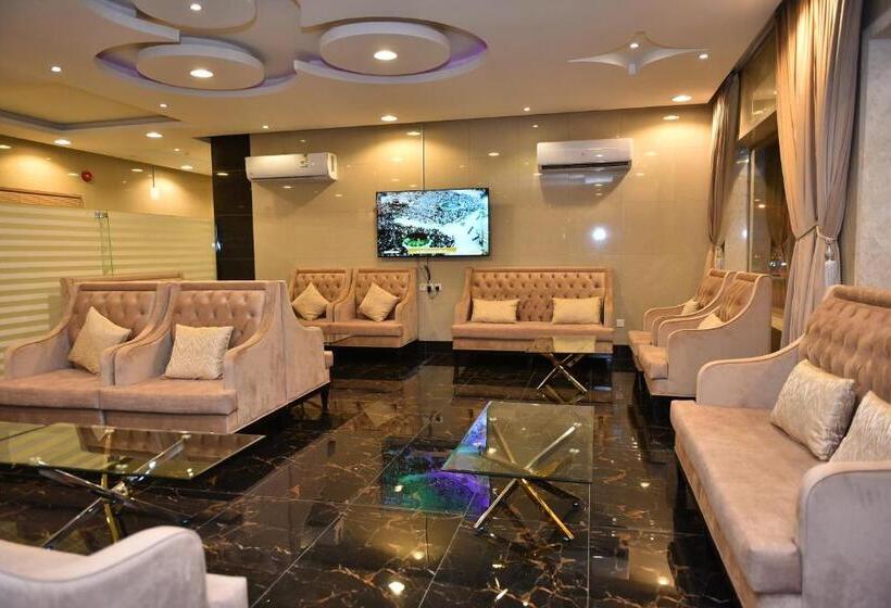 المكان الراقي للشق