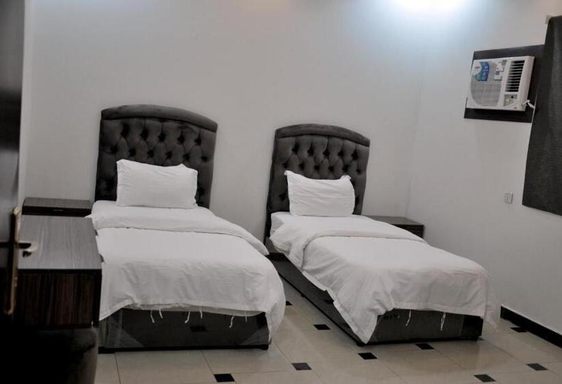 المكان الراقي للشق