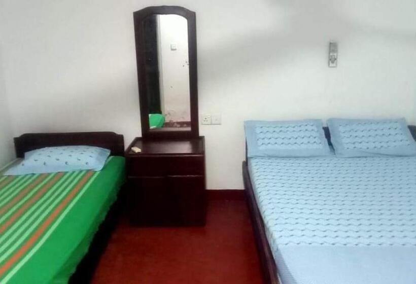 Auberge Hôtelière New Fifi Inn Trincomalee