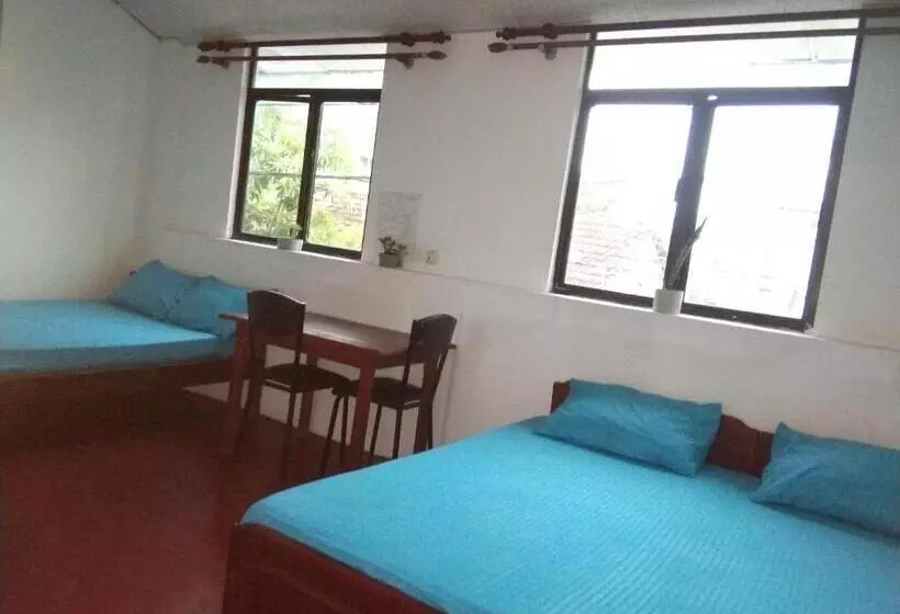 ユースホステル New Fifi Inn Trincomalee