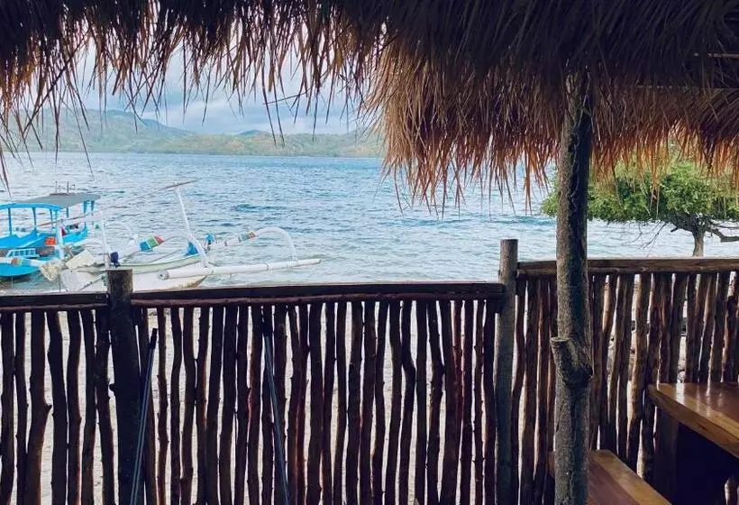Retkeilymaja Sentigi Homestay Gili Gede
