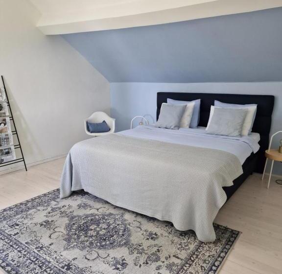 住宿加早餐  Villa Katherine