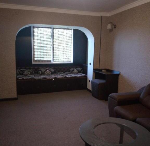 هتل гостиница зеленая