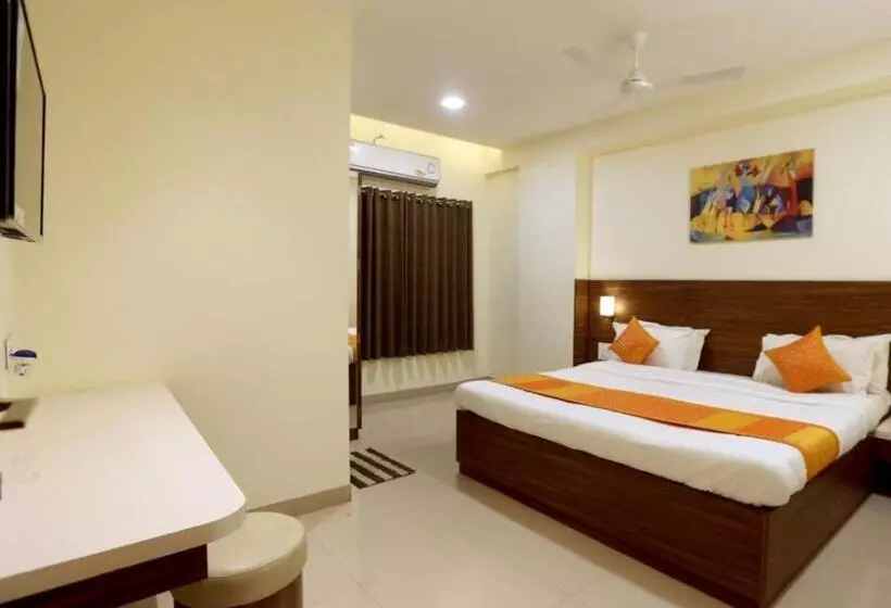 Hotelli Ajinkya Lodge