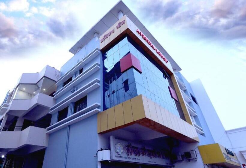 Hotel Ajinkya Lodge