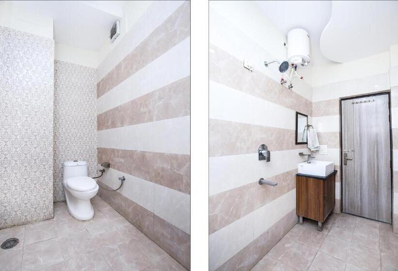 Hotel Alfha Street Guest House