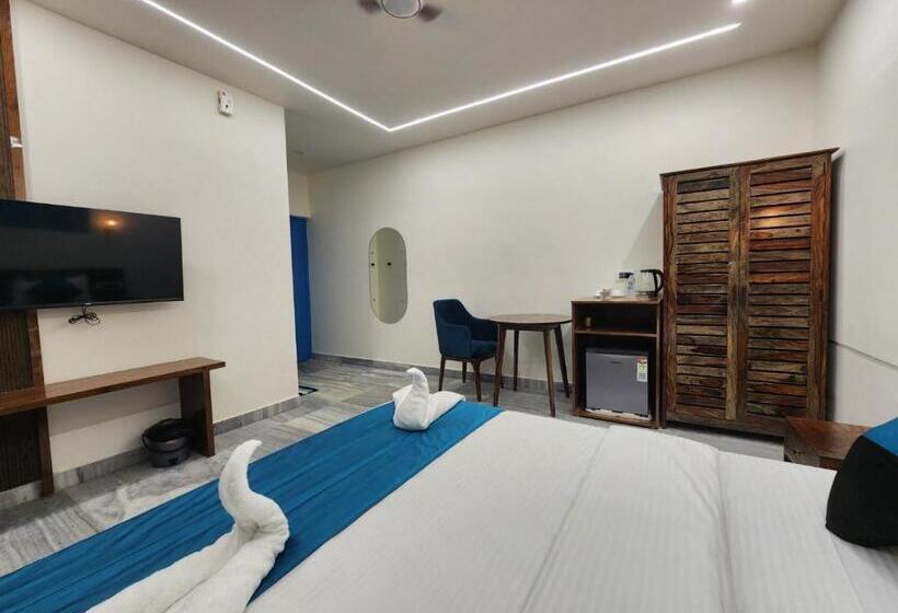 هتل Clovera Villa