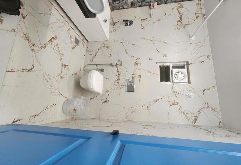 هتل Clovera Villa