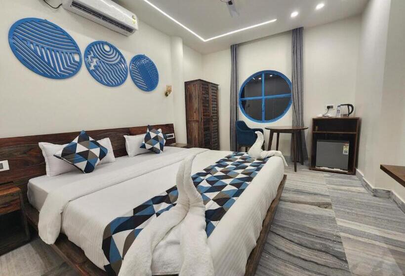 هتل Clovera Villa