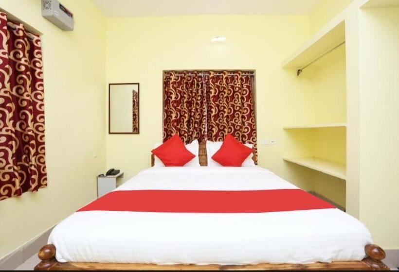 בית מלון כפרי Goroomgo Nandan Residency Bhubaneswar