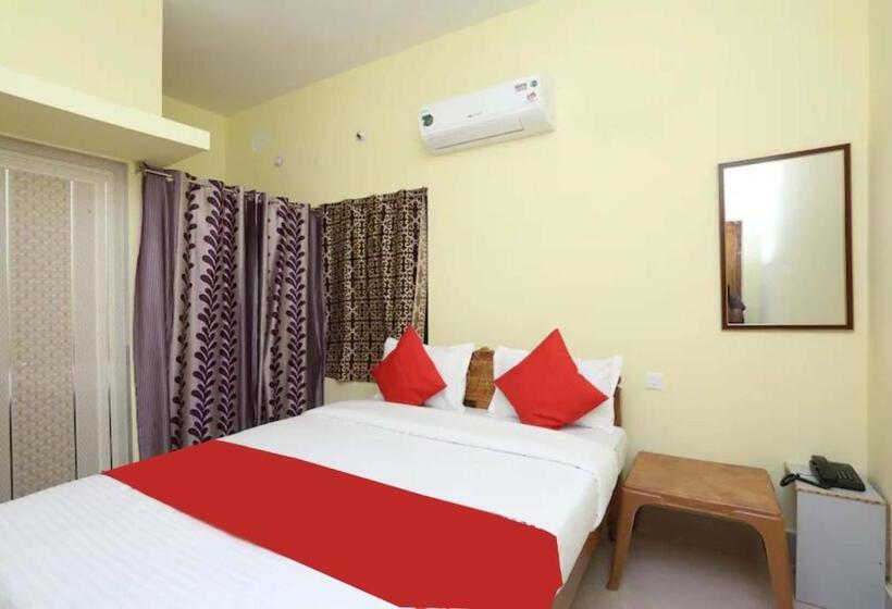 בית מלון כפרי Goroomgo Nandan Residency Bhubaneswar