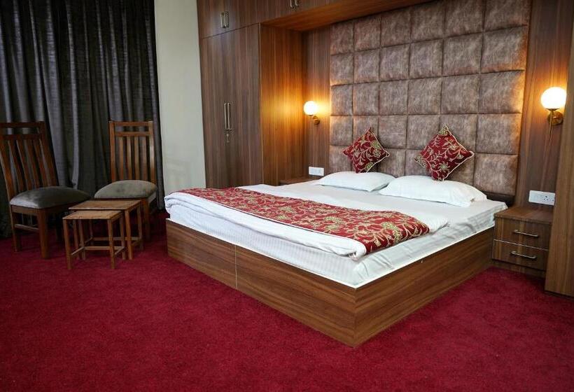 هتل Villa Homey Inn , Srinagar