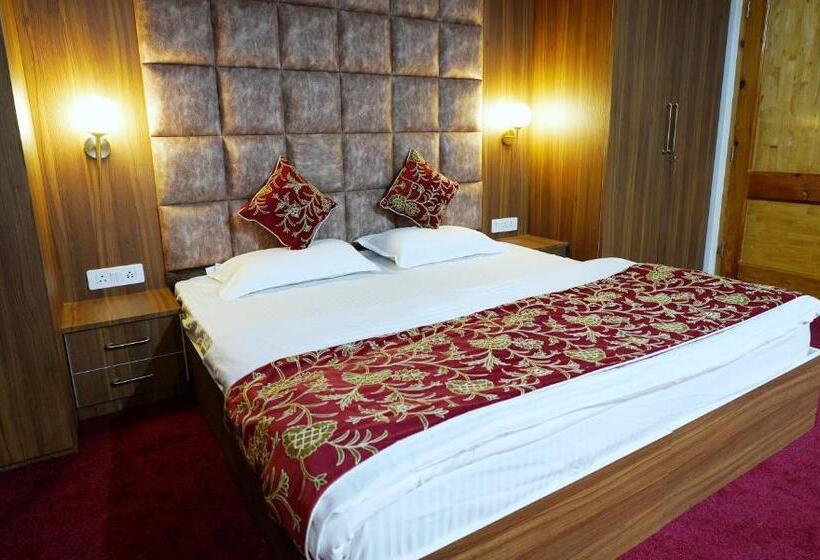 هتل Villa Homey Inn , Srinagar