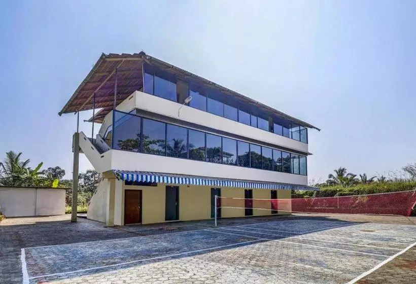 Hotelli Pra,tham Inn & Resorts