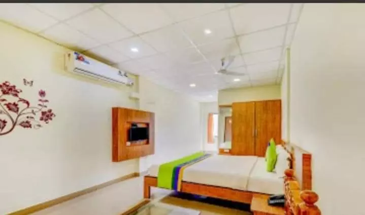Hotelli Pra,tham Inn & Resorts