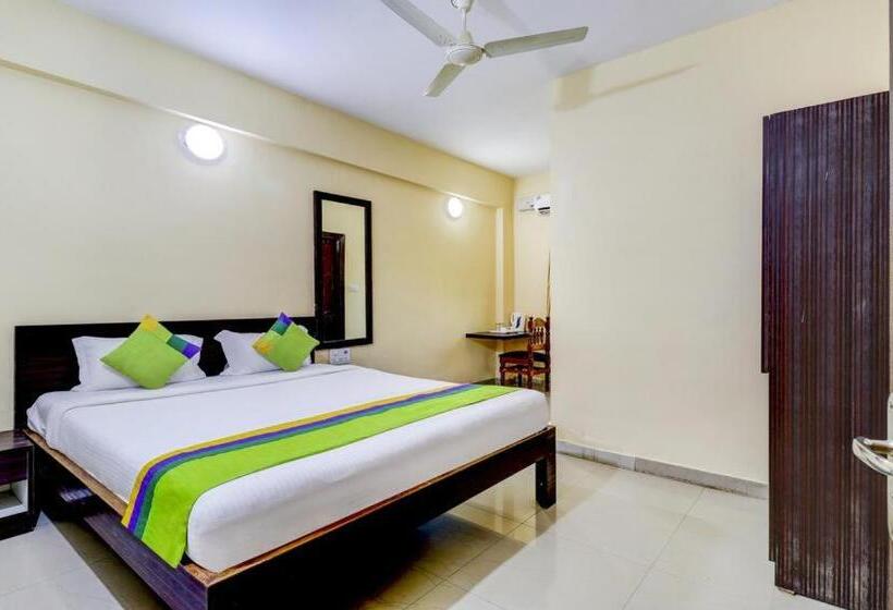 Hotel Pra,tham Inn & Resorts