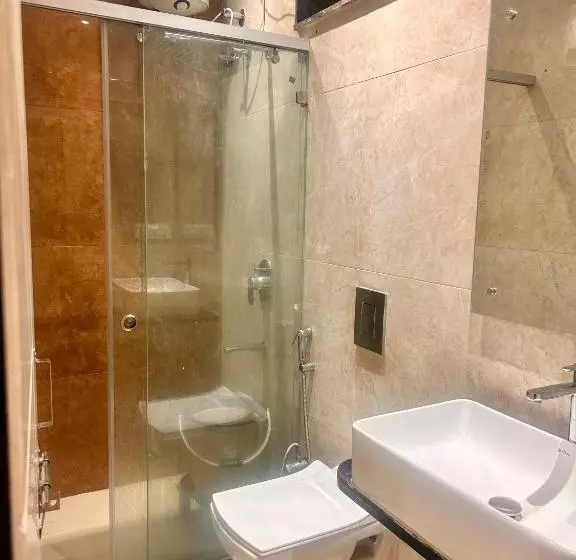 ホテル Sv Banquets And Luxury Rooms