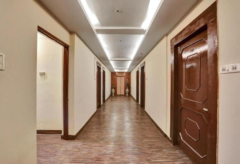 Oyo Hotel Phool Plaza