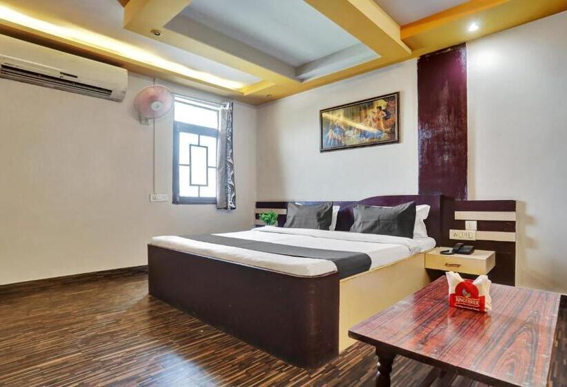 Oyo Hotel Phool Plaza